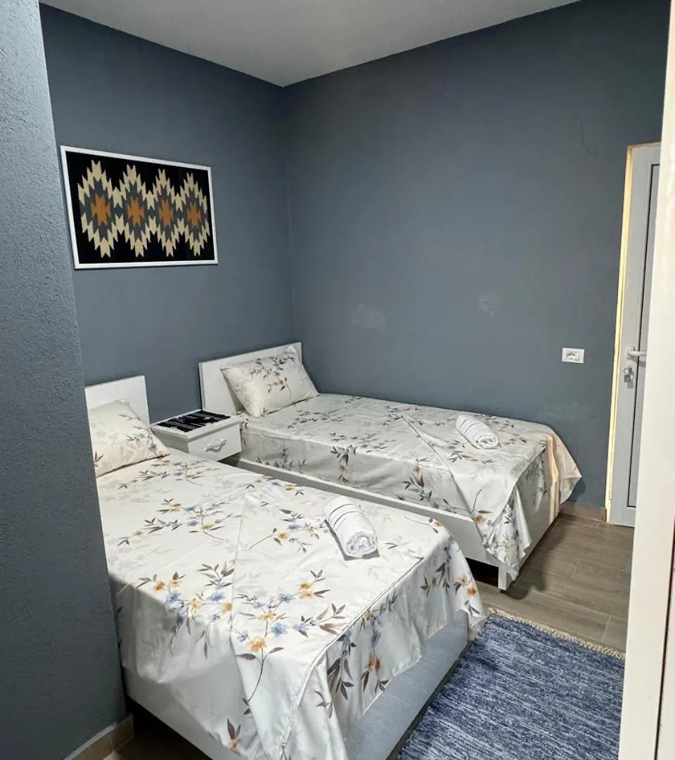 Hotel Bujtina E Qilimave Zogaji 0*,  Albanien