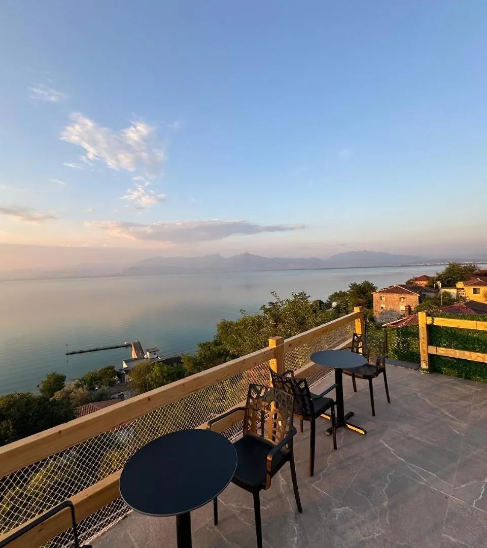 Maison d'hôtes Hotel Bujtina E Qilimave à Zogaji Albanie