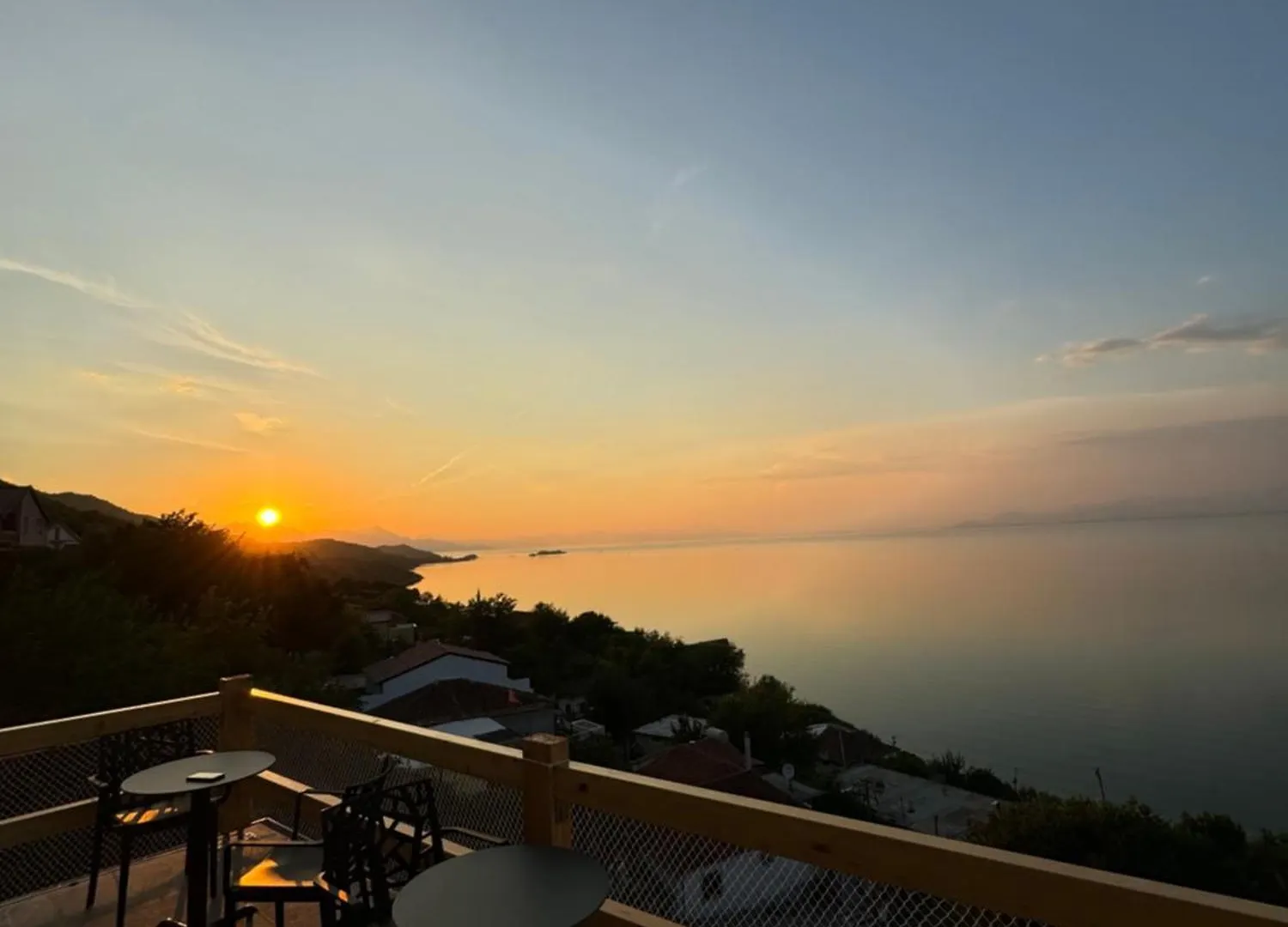 Maison d'hôtes Hotel Bujtina E Qilimave à Zogaji